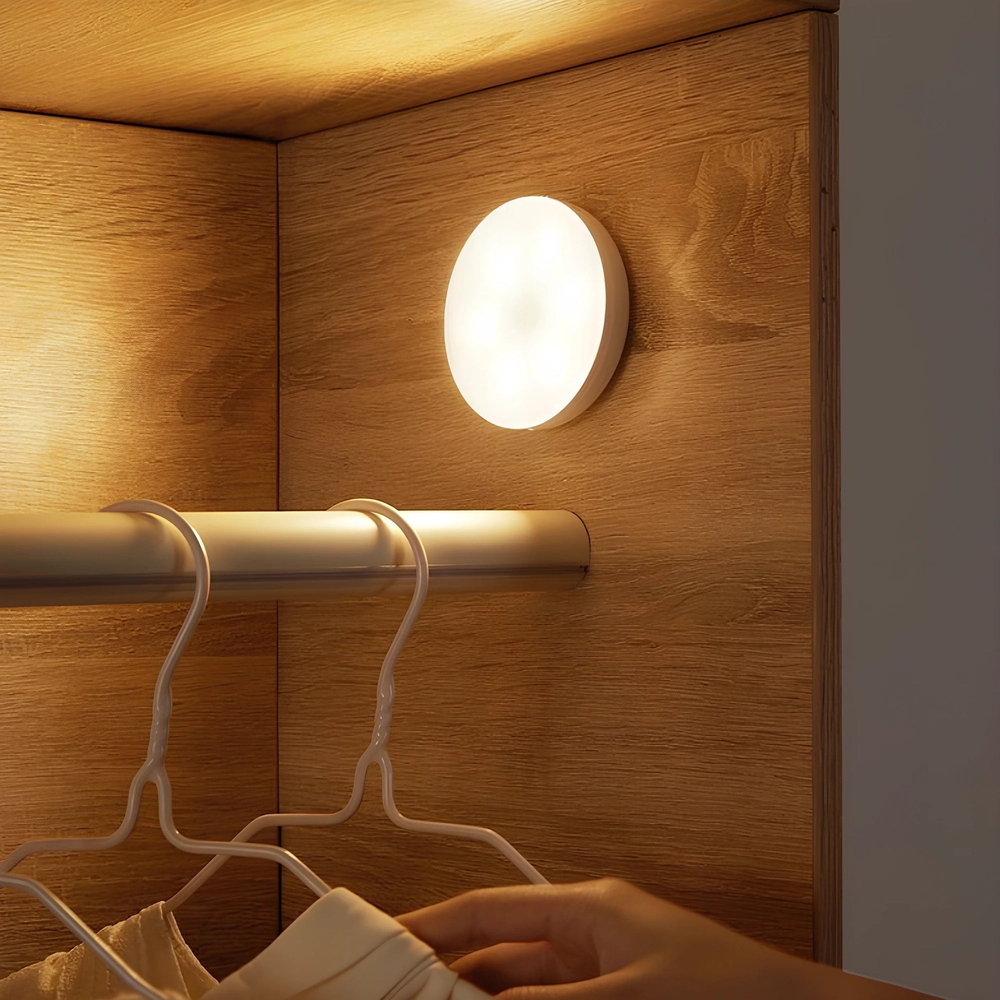 Circly | Outdoor Motion Sensor Light with Energy-Saving Design | Versatile Illumination for Home Safety 0