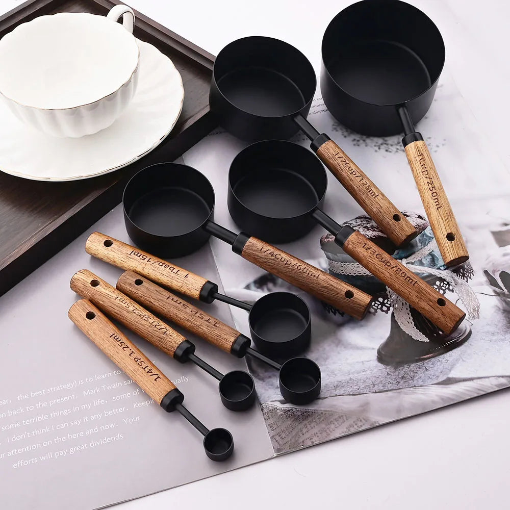 Stainless Steel Measuring Cups and Spoons Set with Ergonomic Handles Ð Stylish Design for Precision Cooking 6